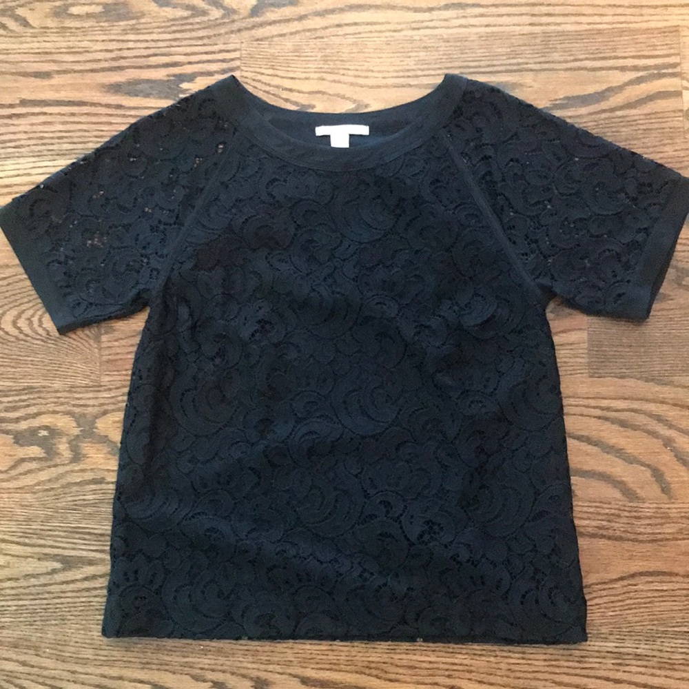 Banana Republic short sleeve raglan lace shirt